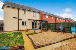 Rear- click for photo gallery